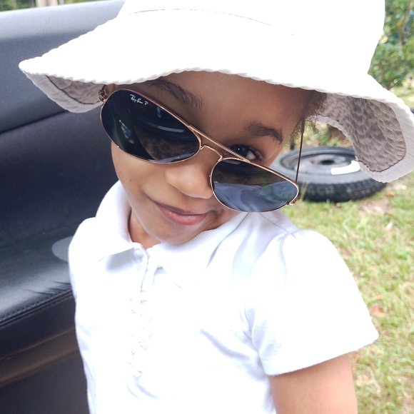 Meet your Posher, Michelle - Picture 1 of 1